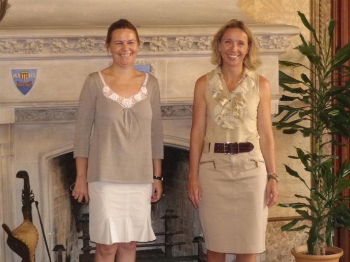 Reunión Entre Maria Salom Y Mar Suau