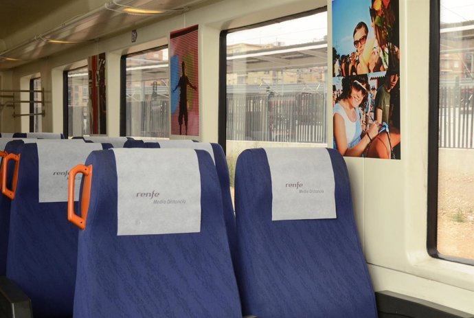 Fotografía Sobre El FIB En Un Tren