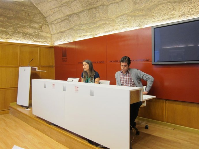 María Castelao Y Adrián Varela Presentan Las Fiestas Del Apóstol 2011