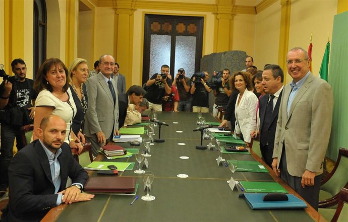 Reunión Entre La Junta Y El Ayuntamiento De Málaga 