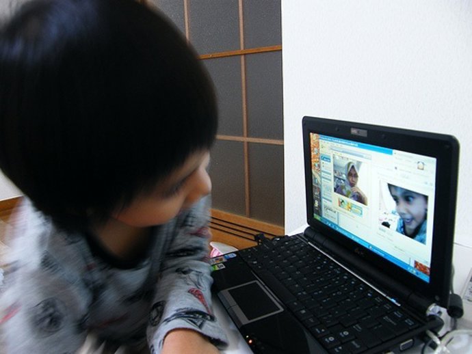 Recurso De Videollamada Por Emrank CC Flickr 