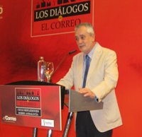 Griñán afirma que lo que tiene que hacer ETA, una "pandilla de asesinos", es disolverse y entregar las armas