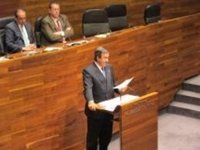 Cascos lamenta la actitud "reaccionaria" e incoherente de Pérez-Espinosa