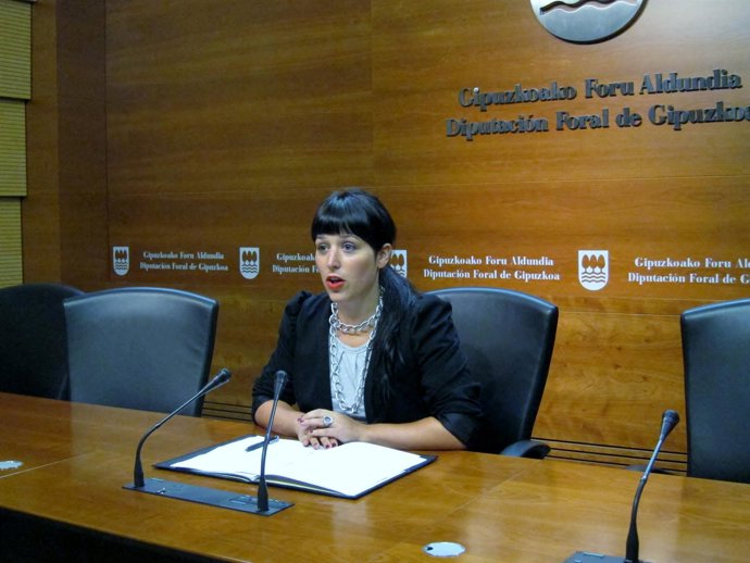 La Portavoz Foral Larraitz Ugarte