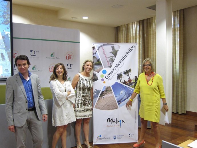 Quereda, Alarcón, España Y De La Calle Presentan El Observatorio Turístico