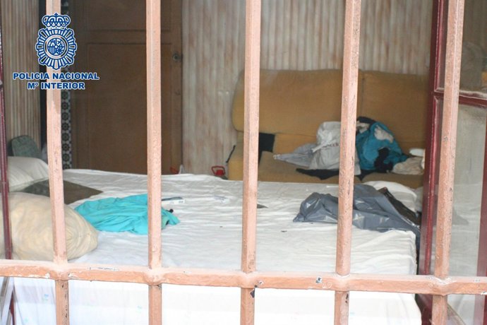 Detenidas Seis Personas Por Explotar A 13 Personas En Una Finca De Cantillana