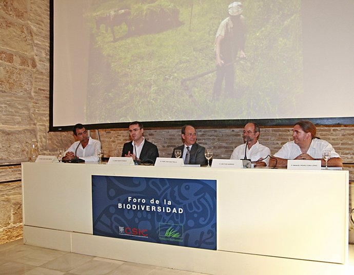 Presentación De 'Etnobotánica De Doñana', Con El Consejero De M.Ambiente