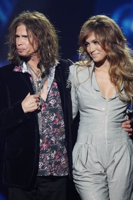 Jennifer Lopez y Steven Tyler en American Idol