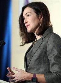 Sinde asegura que Cultura "no se lavó las manos ni miró para otro lado" con el caso SGAE