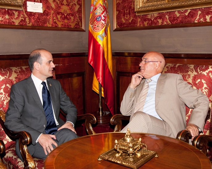 Alberto Catalán Y Javier Rojo.