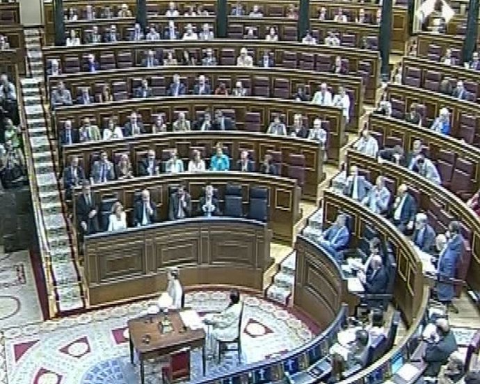 Nuevas caras en la sesión de control del Congreso