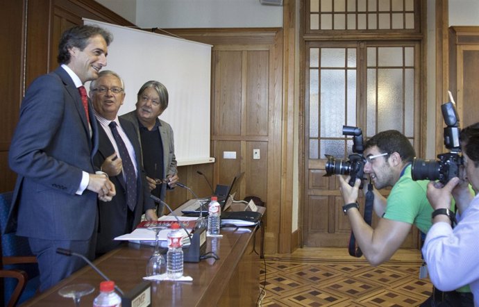 De La Serna Y Junquera En La UIMP