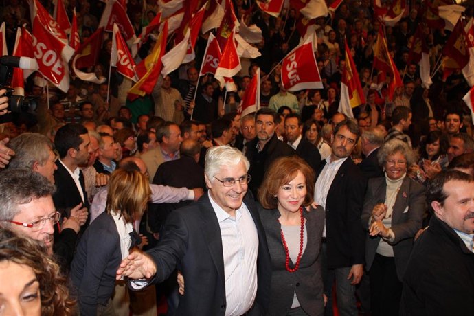 Barreda y su mujer en acto preelectoral 