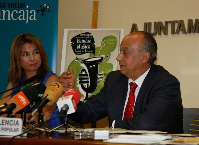 Lledó En La Presentación Del Certamen Internacional De Bandas