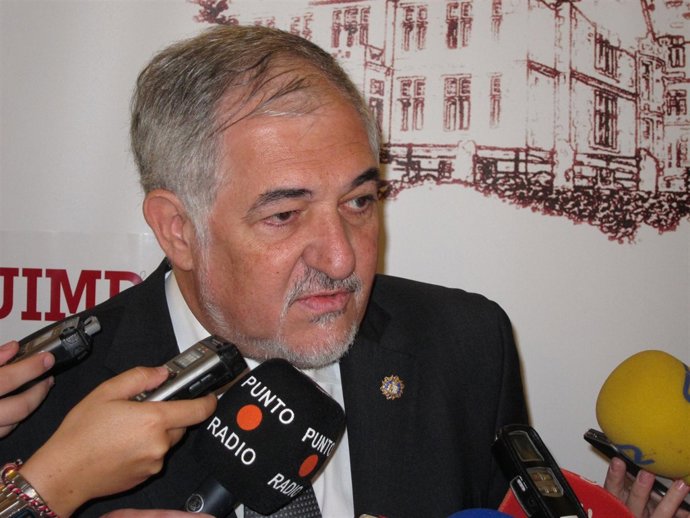 Cándido Conde-Pumpido En La UIMP