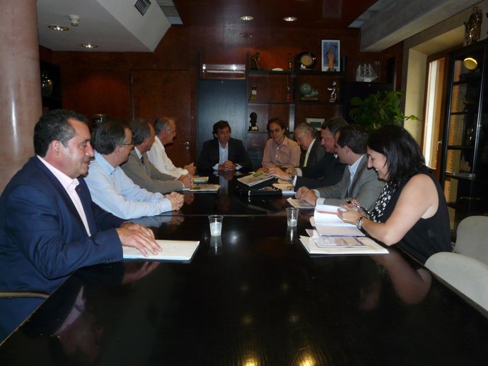 Isern Con Representantes FEHM