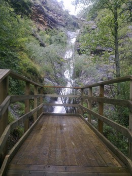 Senda Realizada En El Río Cidacos, En Yanguas (Soria)