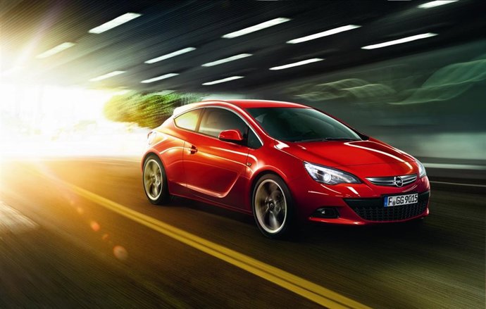 Serie Especial Del Opel Astra GTC