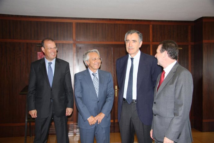 Abel Caballero, En La Reunión Con Gayoso, Pego Y Castellano