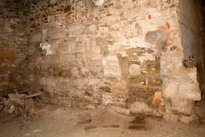 El Torreón Musulmán Ha Sido Encontrado En Un Garaje Particular De Comillas 