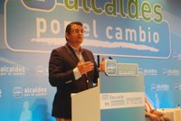 PP-A hará pública este viernes la renta de sus 47 diputados y pide conocer el gasto de altos cargos y directivos de eepp