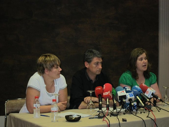 Ainhoa Etxaide, Oskar Matute Y Maider Carrere