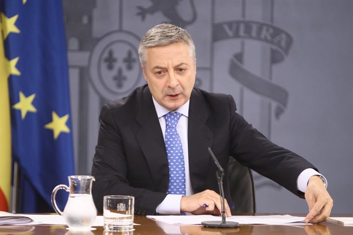Imagen De José Blanco En El Consejo De Ministros