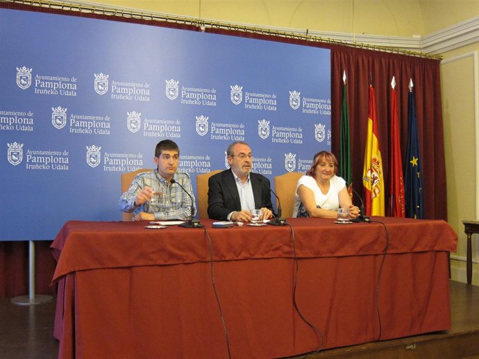 Los Concejales De Nabai Aritz Romeo, Iñaki Cabasés Y Ana Barrena.