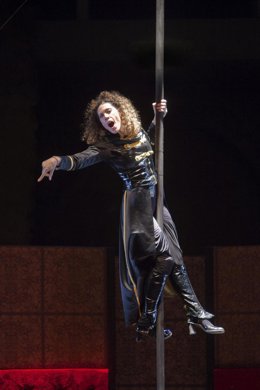 La Compañía De Sol Picó En El Festival De Itálica