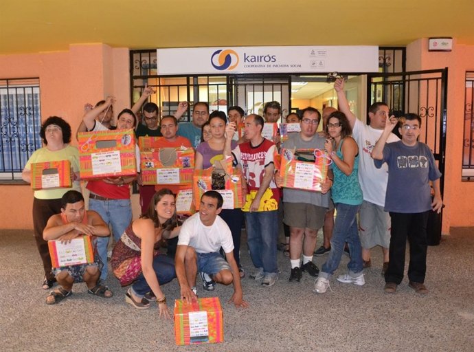 Los Alumnos Del Centro Kairos Han Colaborado En La Recogida De Gafas