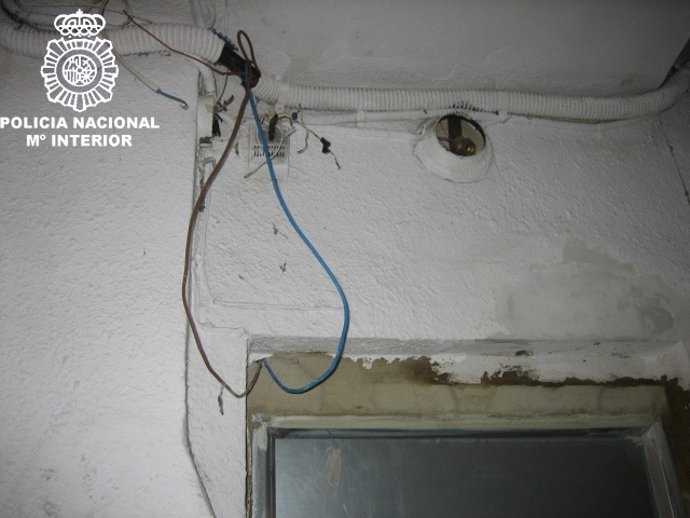 Cables De Electricidad