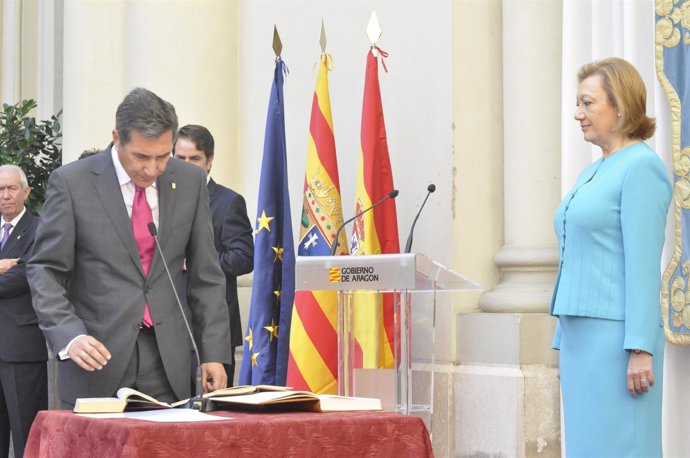 El Consejero De Sanidad, Bienestar Social Y Familia, Ricardo Oliván