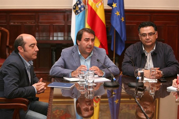 REUNIÓN DEL GOBIERNO MUNICIPAL PRESIDIDA POR EL ALCALDE.