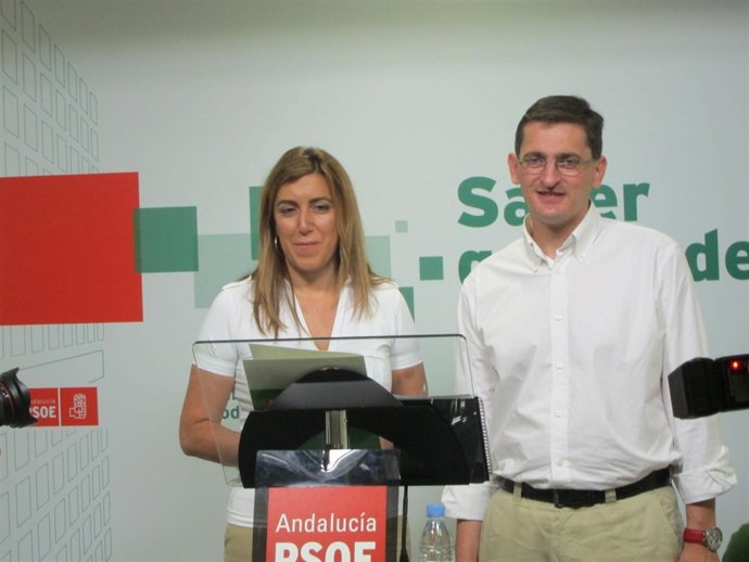 Díaz Junto Al Nuevo Secretario General Del PSOE De Almería, José Luis Sánchez