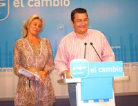 PP-A reclama a PSOE-A e IU-CA que den cuenta a los andaluces de las deudas que tienen con cajas de ahorro
