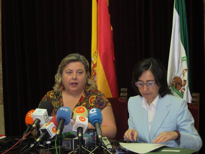Aguilera Y Aguilar Tras Mantener Una Reunión Con Organizaciones Agrarias 