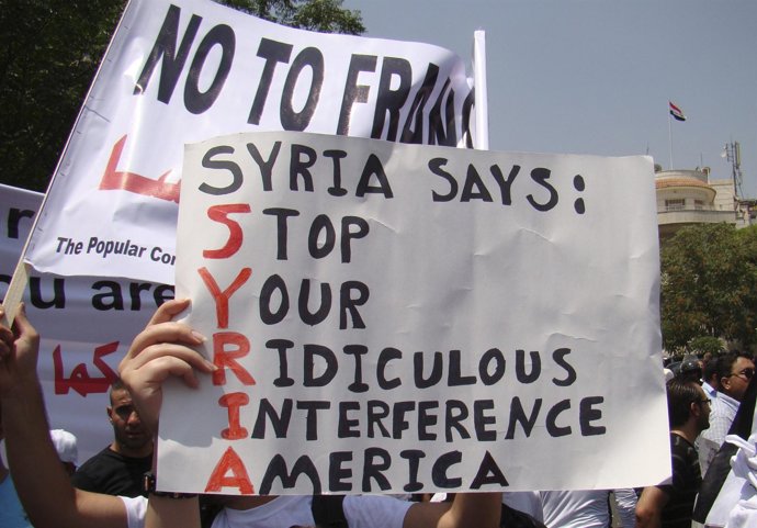 Manifestación Antinorteamericana Y En Favor Del Gobierno En Damasco