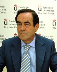 Bono sobre Curbelo: "Hay que presumir la inocencia aunque no la presunción de inteligencia"