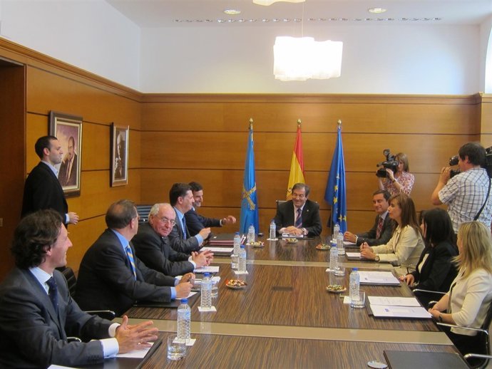 Consejo De Gobierno Presidido Por Francisco Álvarez-Cascos.