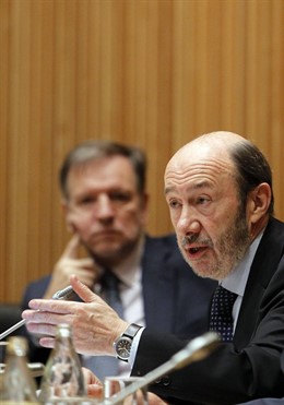 Rubalcaba Se Reúne Con Su Grupo En El Congreso