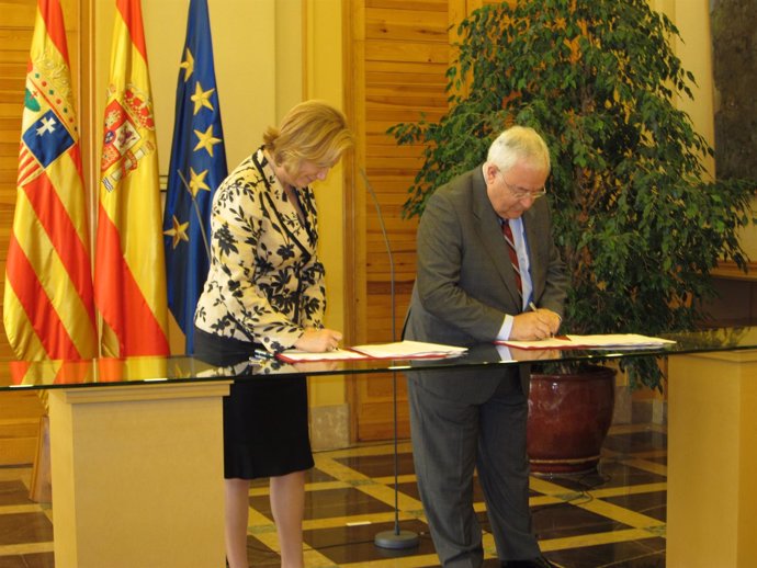 Rudi Y Biel Firman El Acuerdo De Gobernabilidad Para Aragón