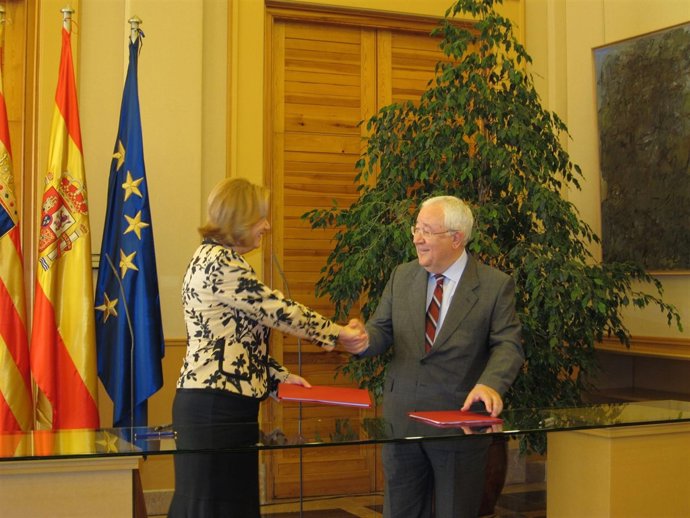 Rudi Y Biel, Tras Firmar El Acuerdo Para La Gobernabilidad De Aragón