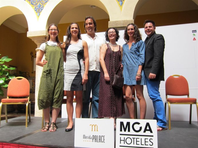 La Compañía Karlik Danza Teatro Presenta 'El Viaje De Las Heroidas'