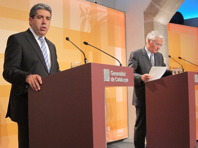 El Portavoz Del Govern, Francesc Homs, Y El Conseller Ferran Mascarell