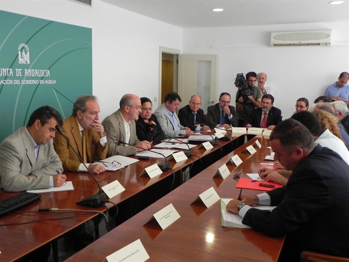 Reunión Del Foro Huelva Industrial. 