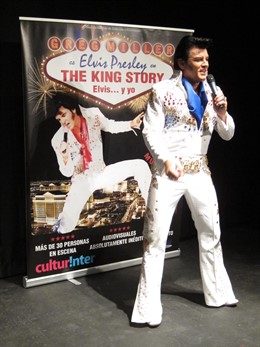 Greg Miller Encarna A Elvis En El Musical 'El Rey Del Rock'.