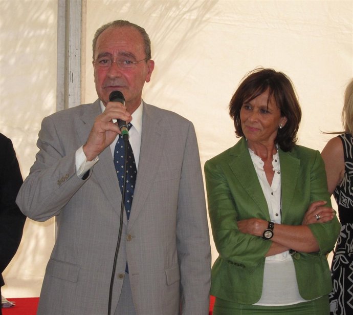 Francisco De La Torre Y Remedios Martel