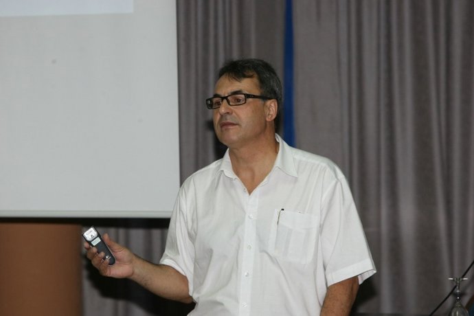 Profesor De Psicología Social De Universidad De La Laguna Juan Martínez Torvisco