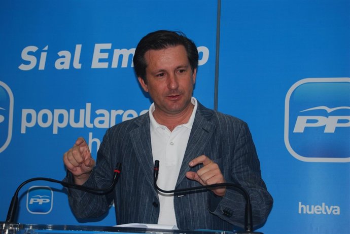 El Alcalde De Gibraleón, José Ramón Gómez Cueli. 