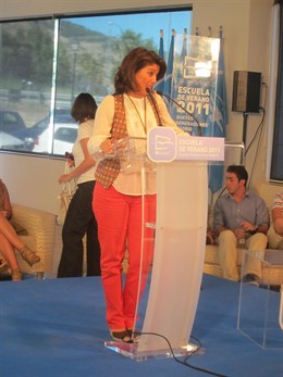 Gador Ongil Durante Su Intervención En El Foto Del PP De Villalba